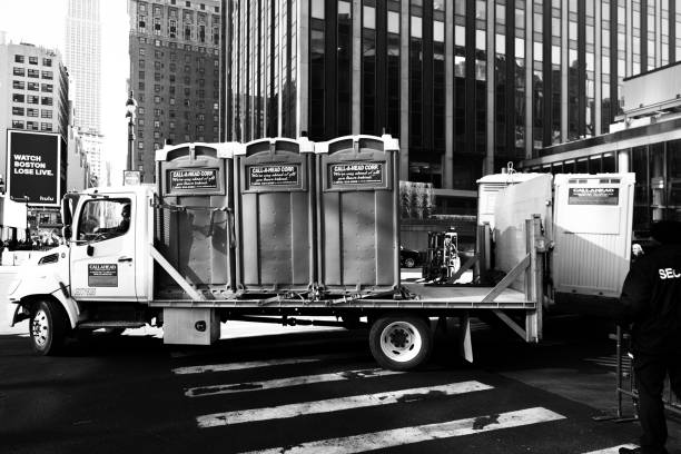 Best Portable restroom trailer rental  in Severna Park, MD